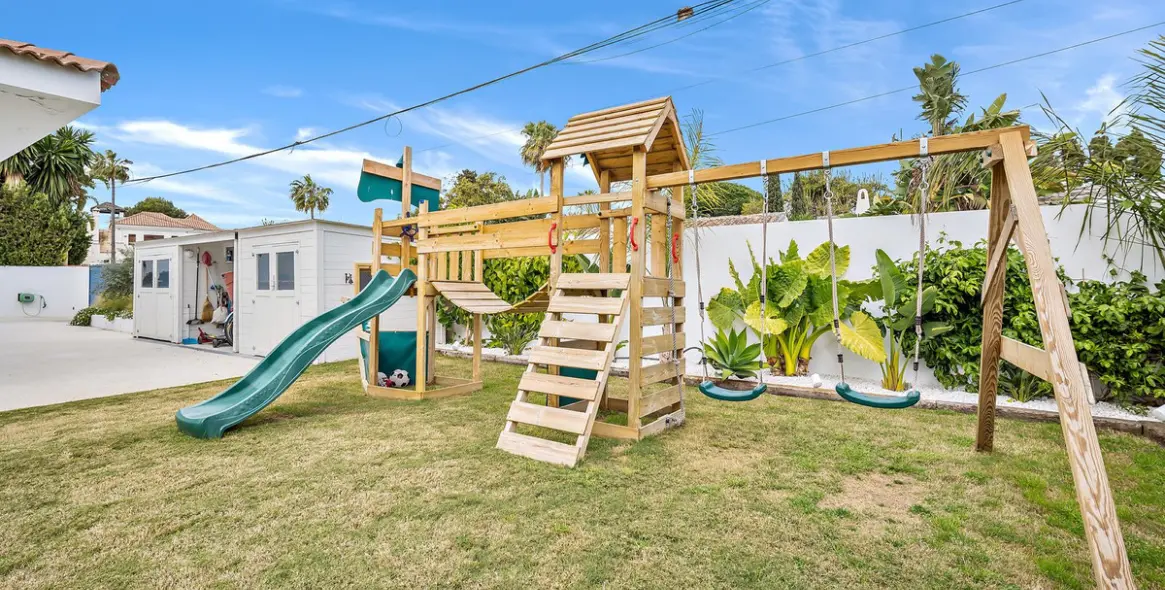 Краткосрочная аренда  отдельно стоящей виллы в Cortijo Blanco 25