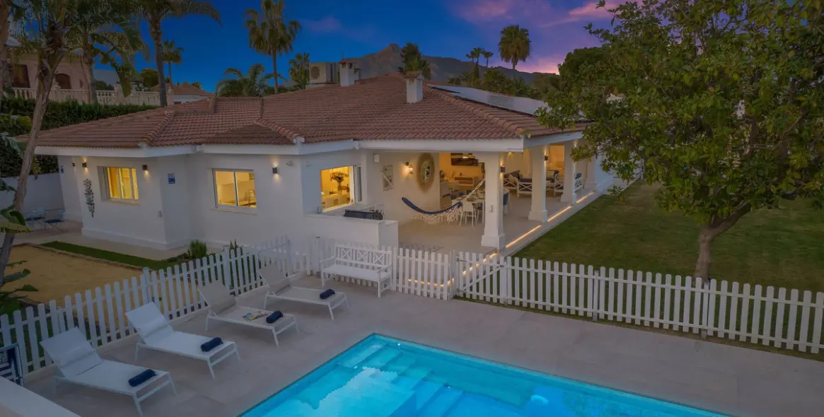 Краткосрочная аренда  отдельно стоящей виллы в Cortijo Blanco 27