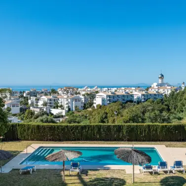 Продажа апартаментов на среднем этаже в Selwo