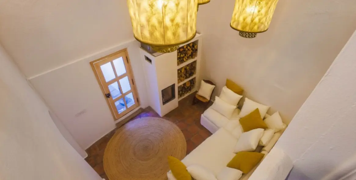 Продажа таунхауса в Comares 12