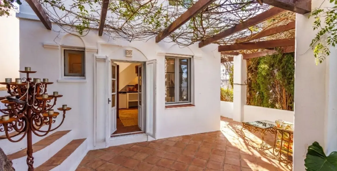 Продажа таунхауса в Comares 31