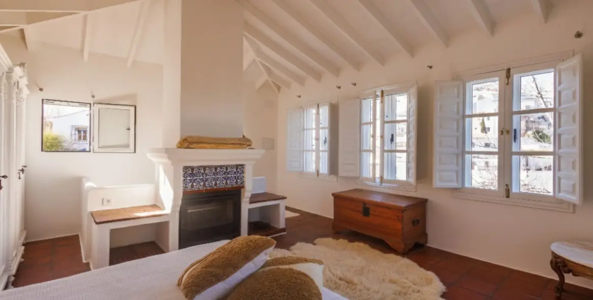 Продажа таунхауса в Comares 38