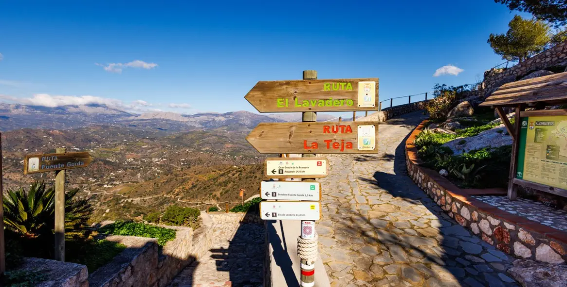 Продажа таунхауса в Comares 55