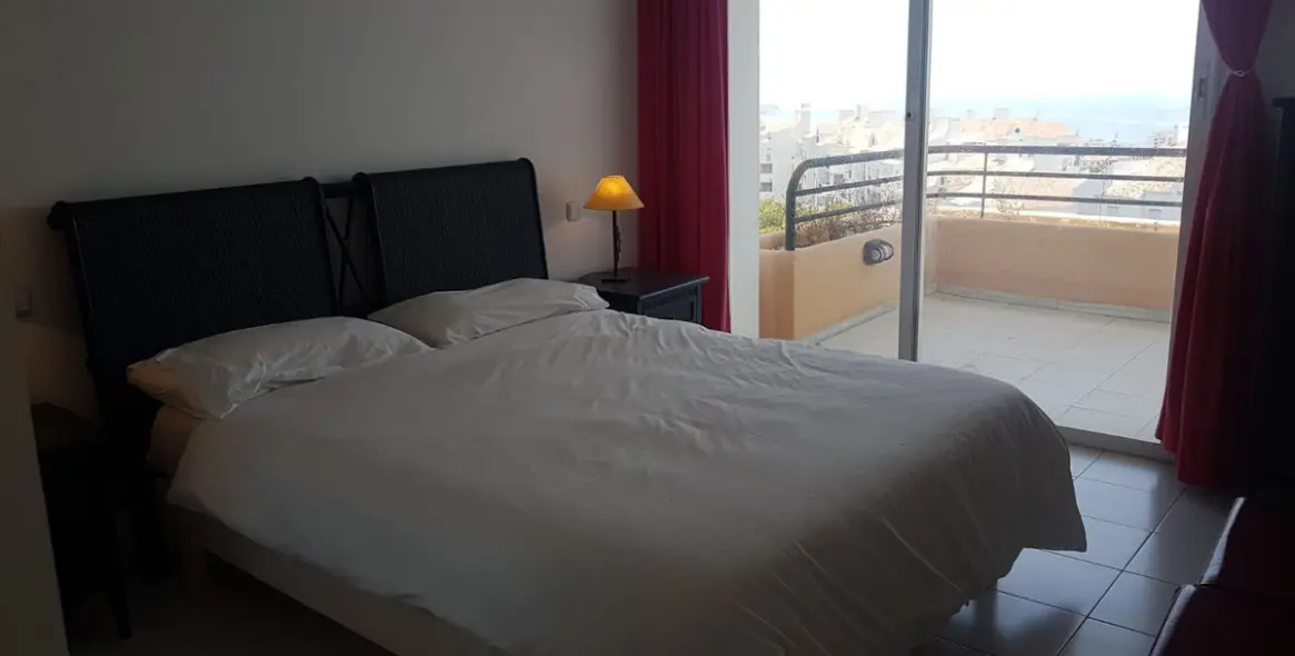 Продажа пентхауса в Miraflores 8