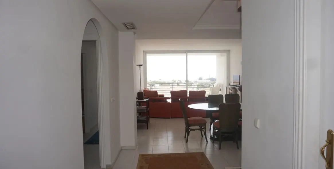 Продажа пентхауса в Miraflores 19