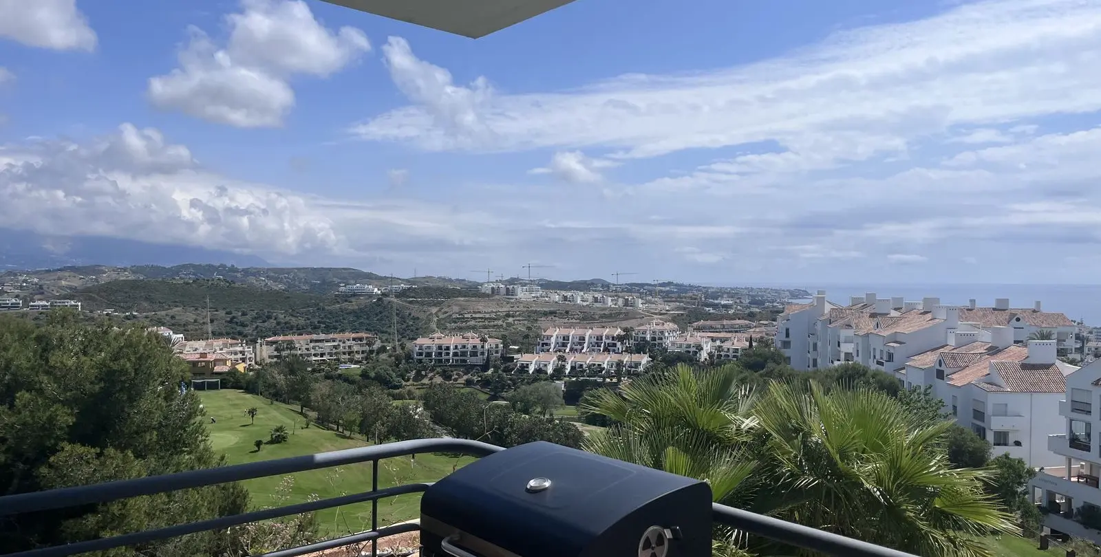 Продажа двухуровневого пентхауса в Mijas Costa 31