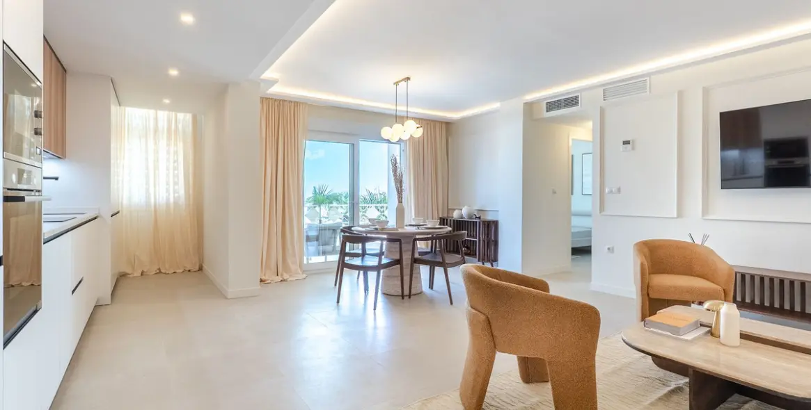 Продажа апартаментов на среднем этаже в Las Chapas 2