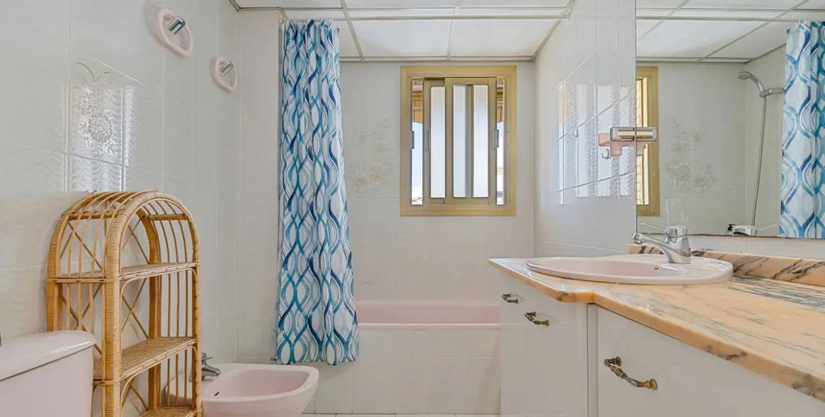 Продажа апартаментов на среднем этаже в Fuengirola 17