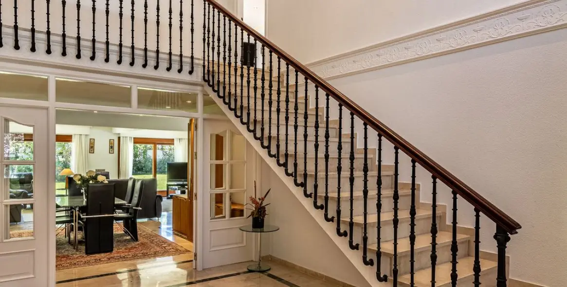 Продажа  отдельно стоящей виллы в New Golden Mile 14