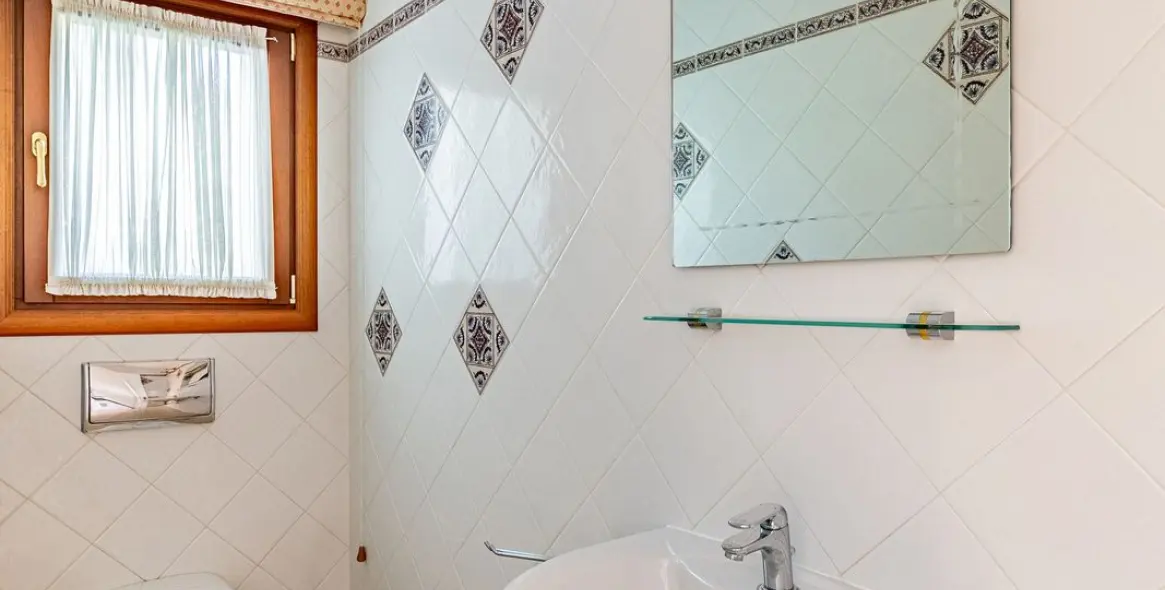 Продажа  отдельно стоящей виллы в New Golden Mile 15