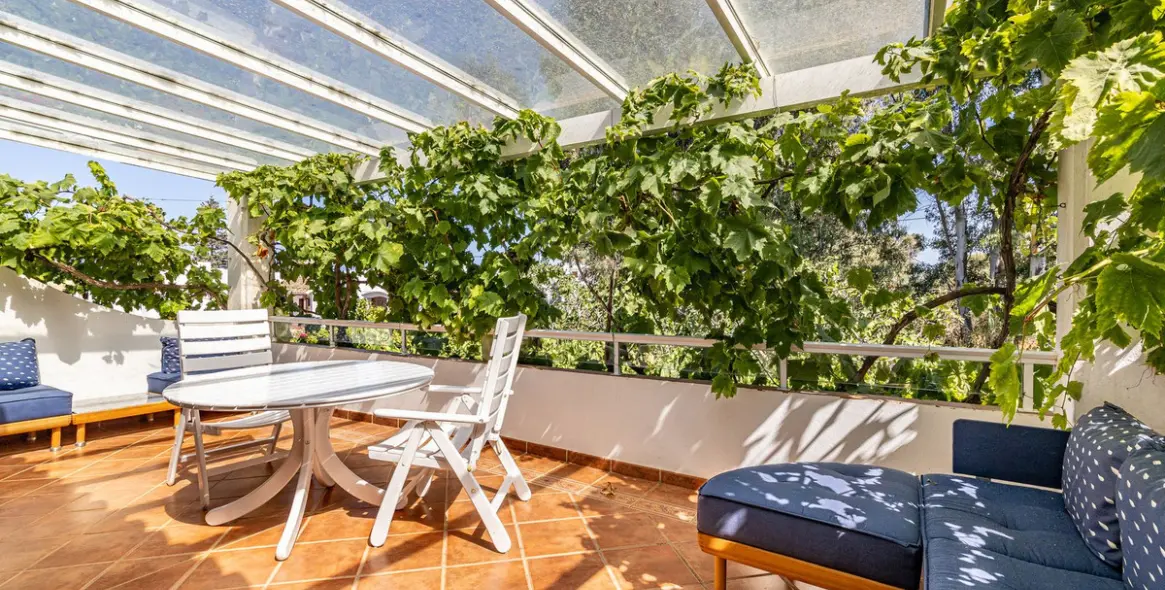 Продажа  отдельно стоящей виллы в New Golden Mile 25