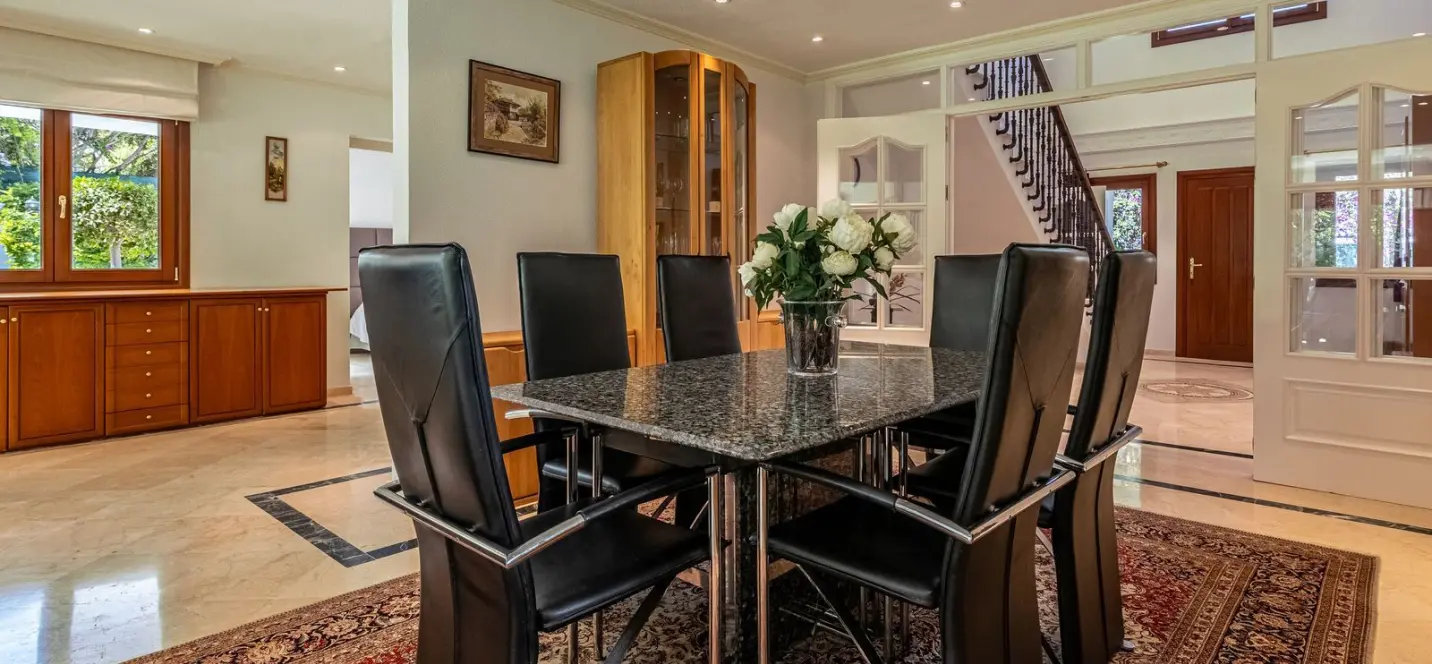 Venta de villa independiente en New Golden Mile 2