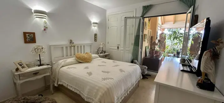 Venta de apartamento en planta baja en Elviria 4