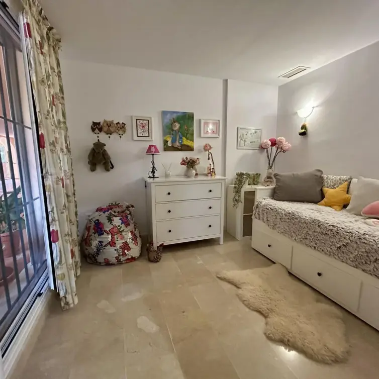 Sale of ground floor apartment in Elviria
