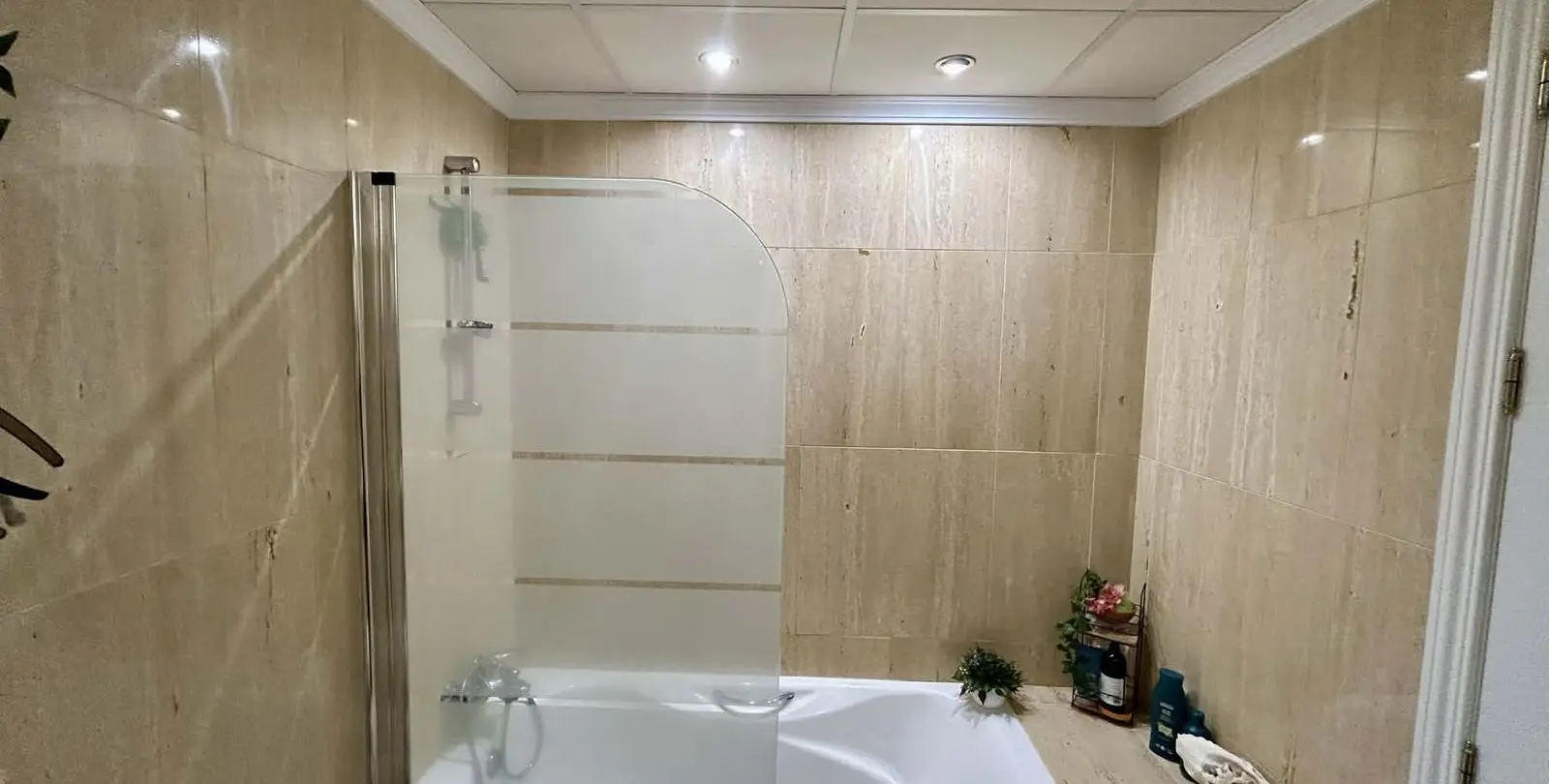 Venta de apartamento en planta baja en Elviria 8