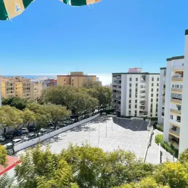 Продажа апартаментов на среднем этаже в Marbella