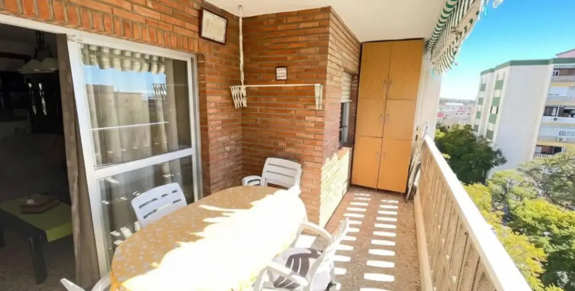 Venta de apartamento en planta media en Marbella 3