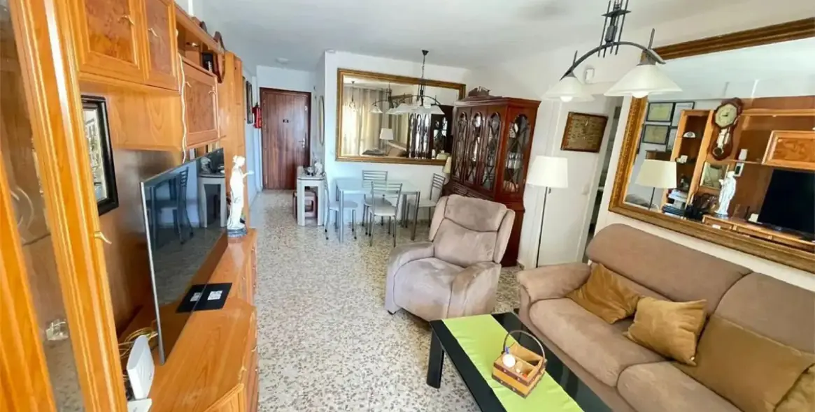 Venta de apartamento en planta media en Marbella 5