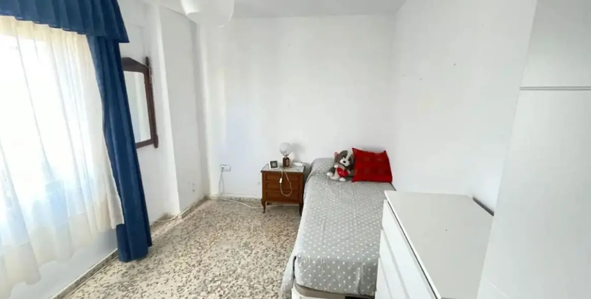 Venta de apartamento en planta media en Marbella 13