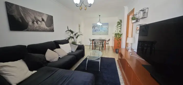 Продажа апартаментов на среднем этаже в Málaga 1