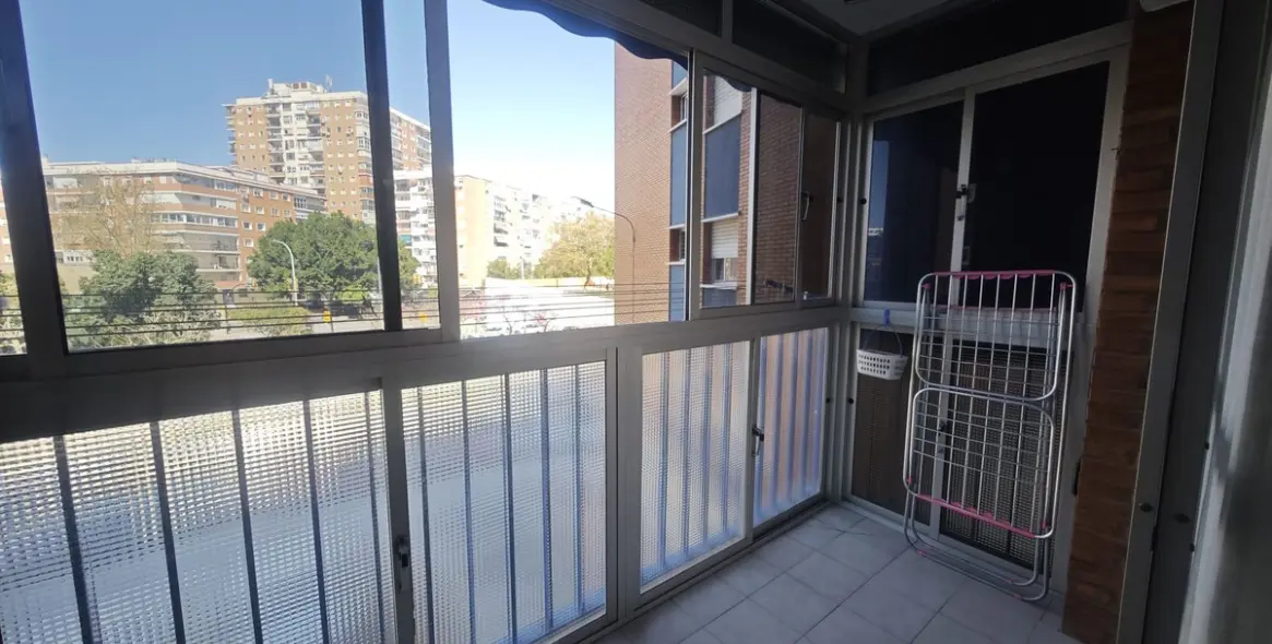 Продажа апартаментов на среднем этаже в Málaga 3