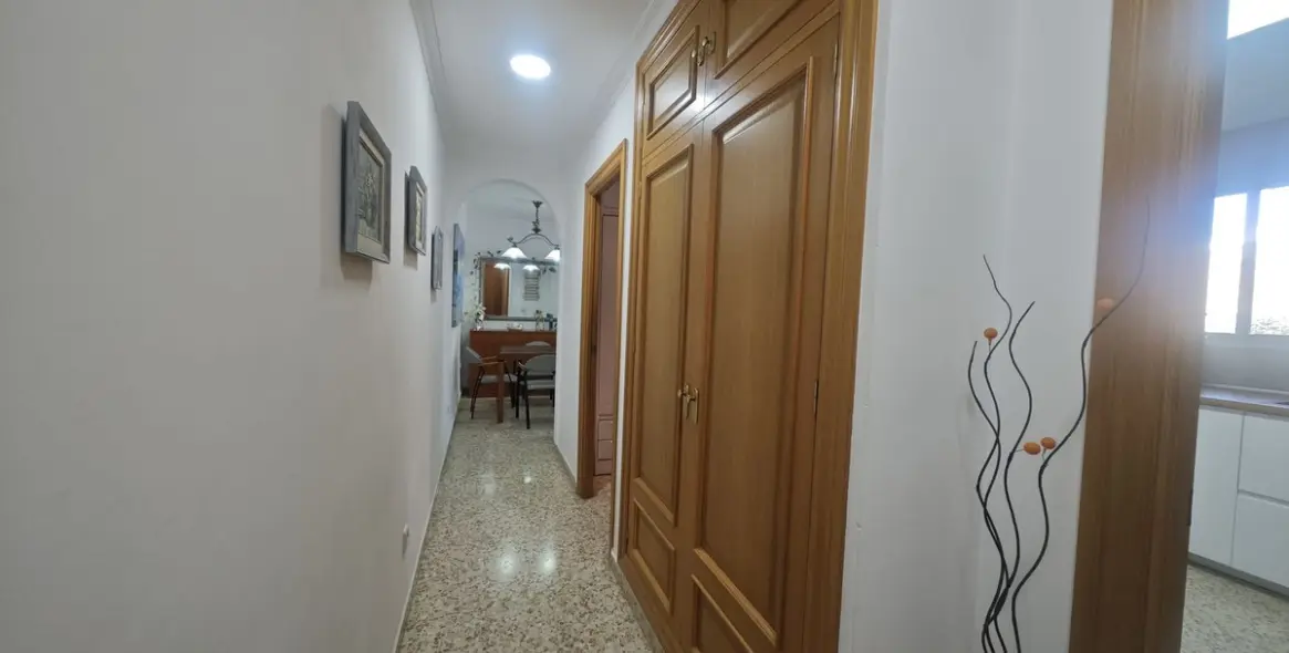 Продажа апартаментов на среднем этаже в Málaga 11