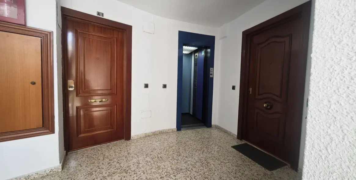 Продажа апартаментов на среднем этаже в Málaga 12