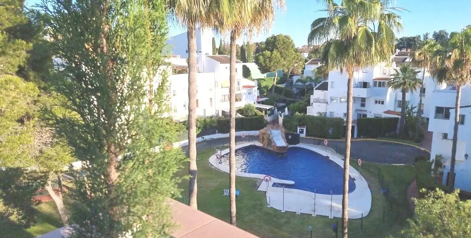 Venta de ático en Elviria 1