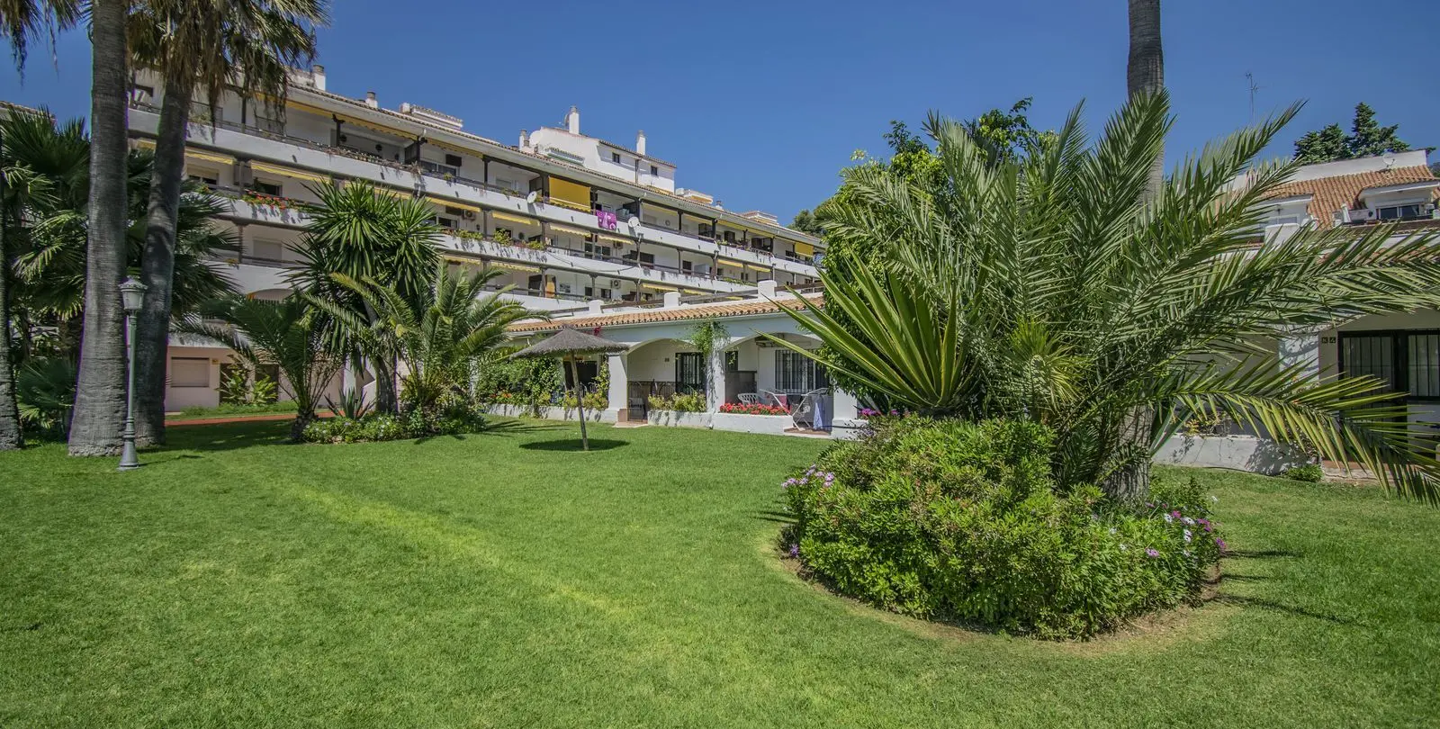 Sale of penthouse in The Golden Mile 2