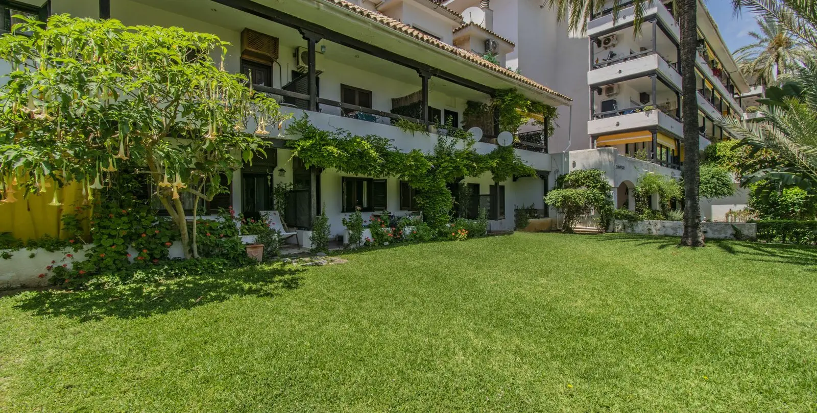 Sale of penthouse in The Golden Mile 20