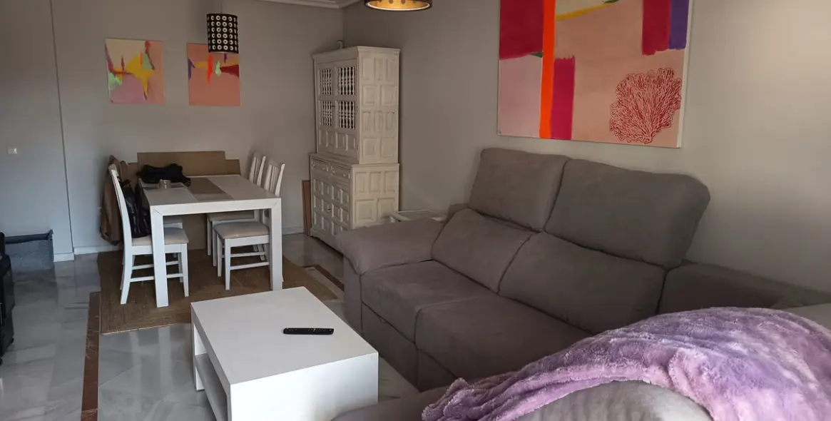 Venta de apartamento en planta media en Nueva Andalucía 8
