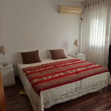 Sale of middle floor apartment in Málaga Centro
