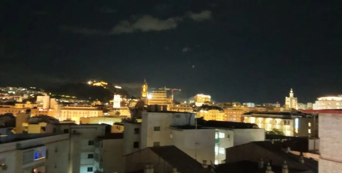 Sale of middle floor apartment in Málaga Centro 3