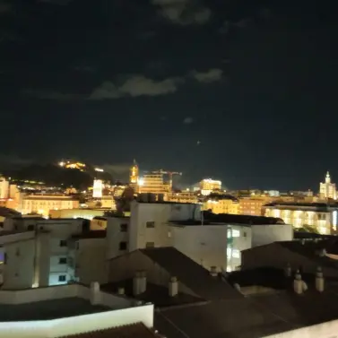 Sale of middle floor apartment in Málaga Centro
