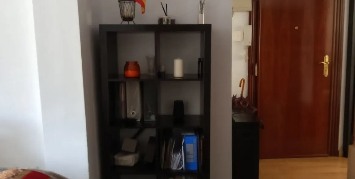 Sale of middle floor apartment in Málaga Centro 5