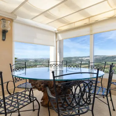 Sale of penthouse in Doña Julia