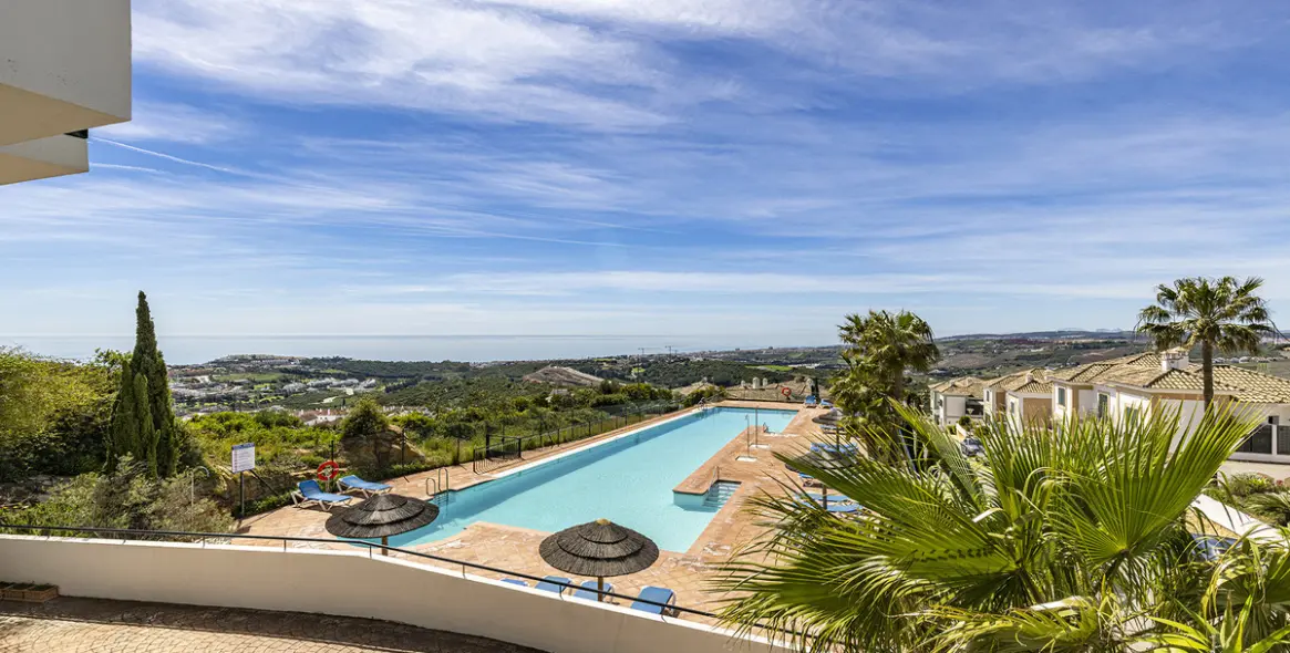 Sale of penthouse in Doña Julia 5