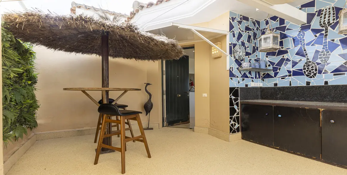 Sale of penthouse in Doña Julia 11