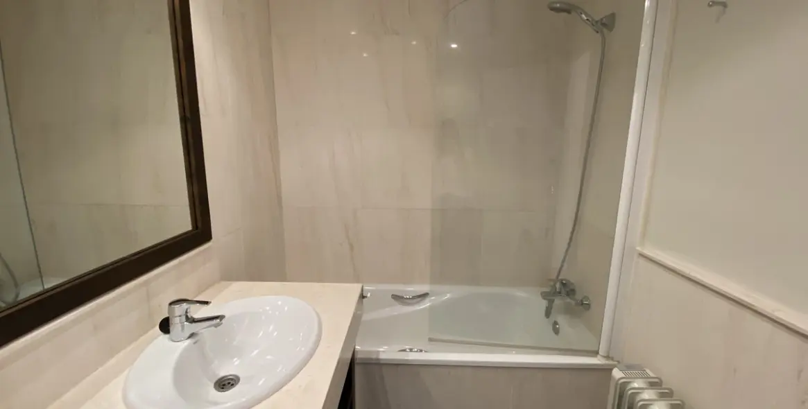 Sale of townhouse in Guadalmina Baja 13