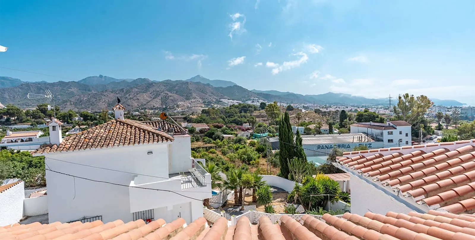 Продажа  отдельно стоящей виллы в Nerja 4