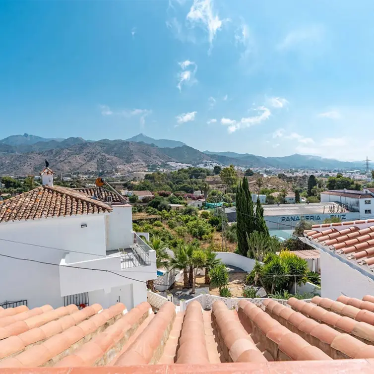 Sale of detached villa in Nerja