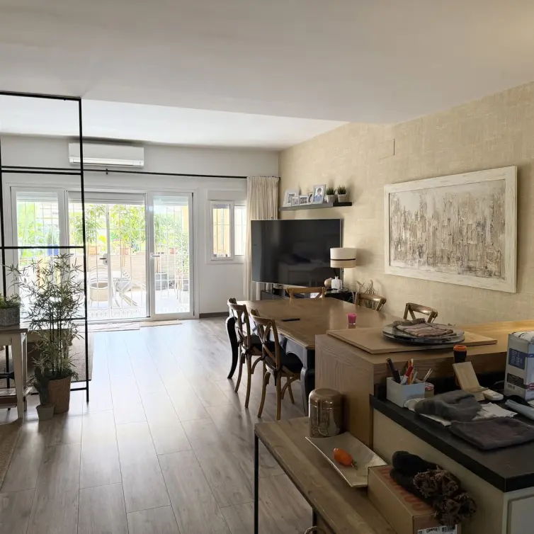 Sale of detached villa in Selwo