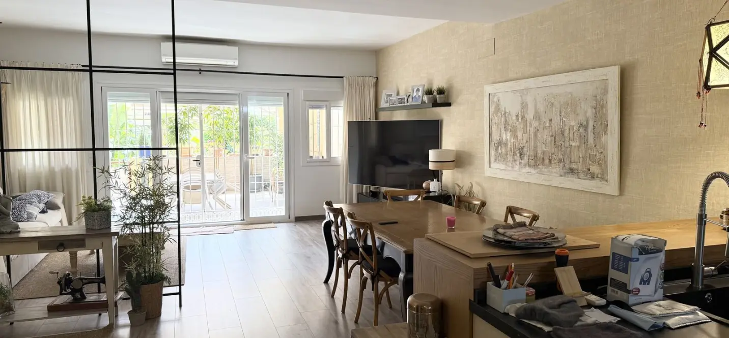 Sale of detached villa in Selwo 3