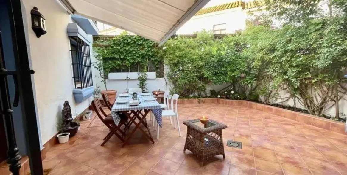 Venta de adosado en Guadalmina Baja 6