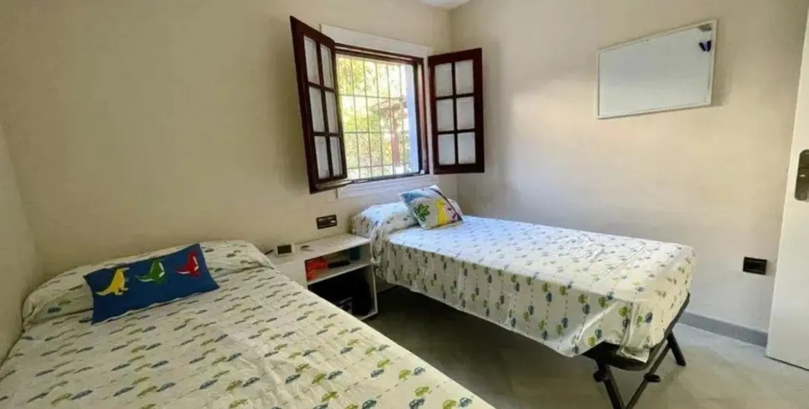 Venta de adosado en Guadalmina Baja 14