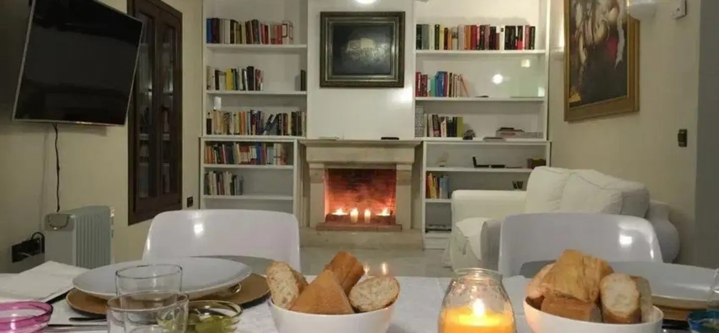 Sale of townhouse in Guadalmina Baja 2