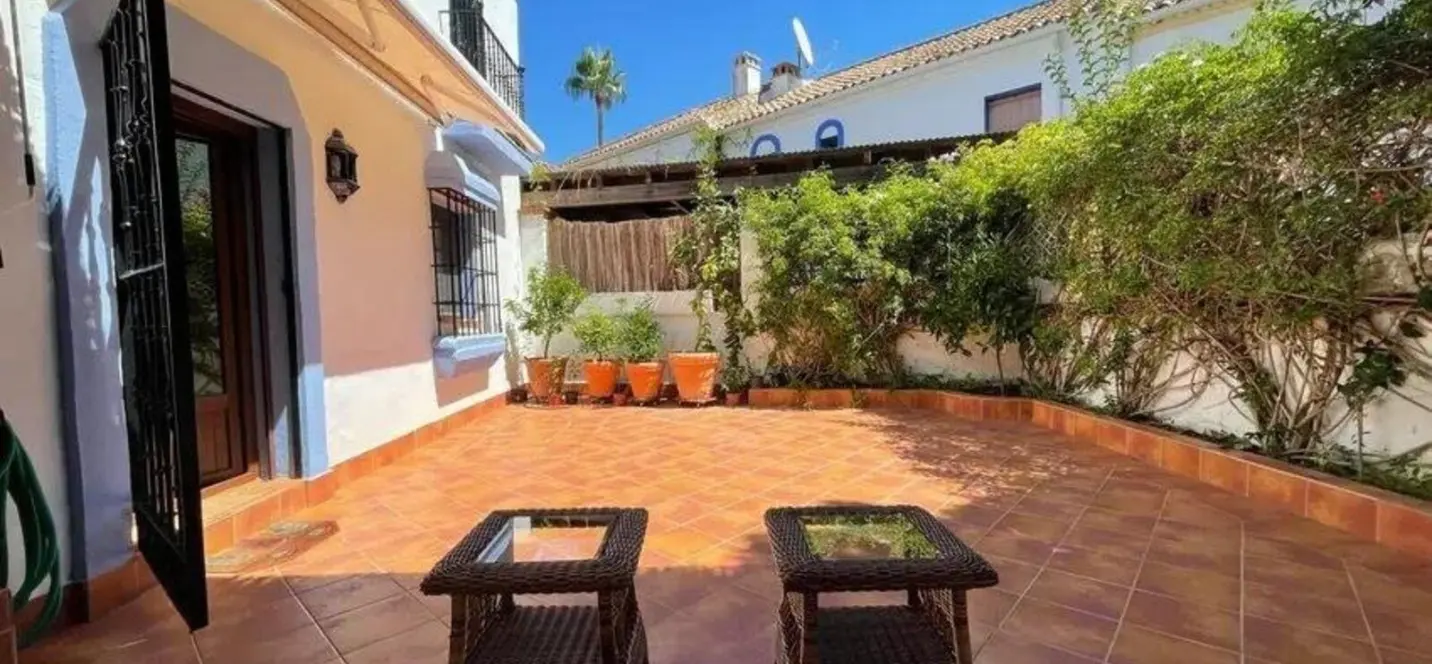 Sale of townhouse in Guadalmina Baja 4