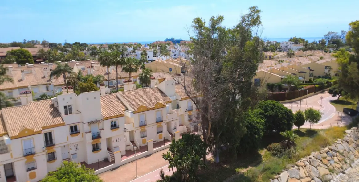 Sale of townhouse in San Pedro de Alcántara 10