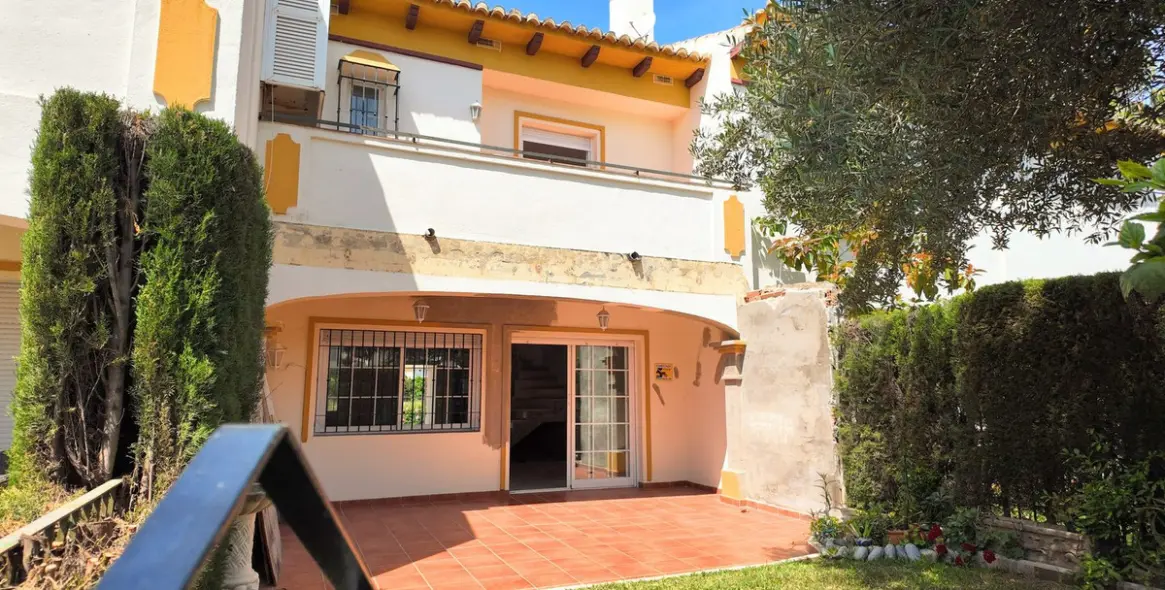 Sale of townhouse in San Pedro de Alcántara 20