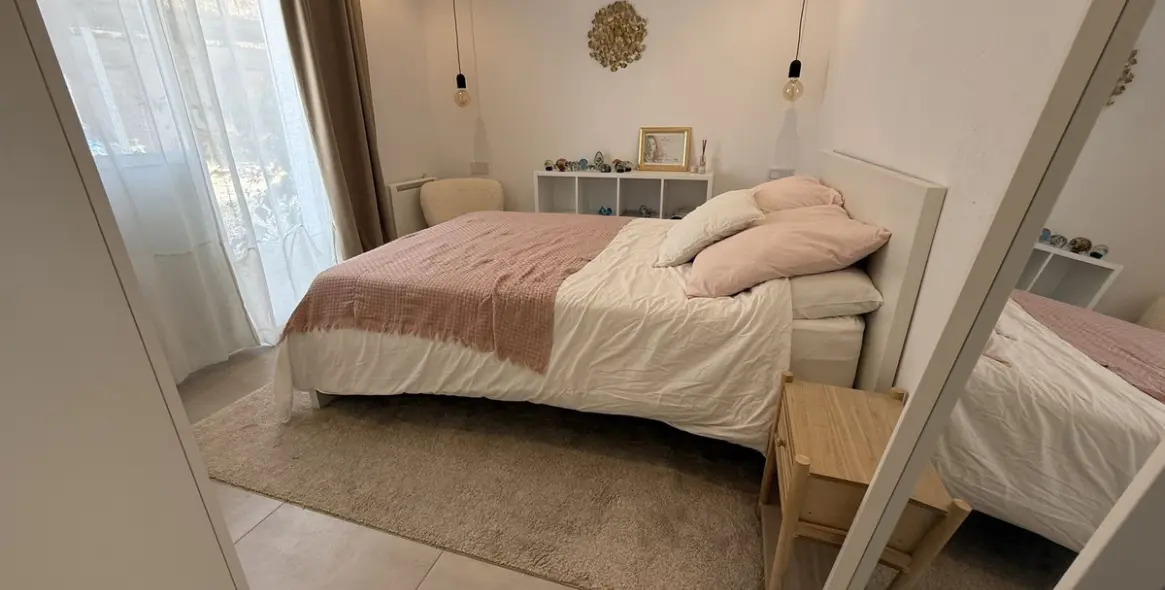 Sale of detached villa in Estepona 29